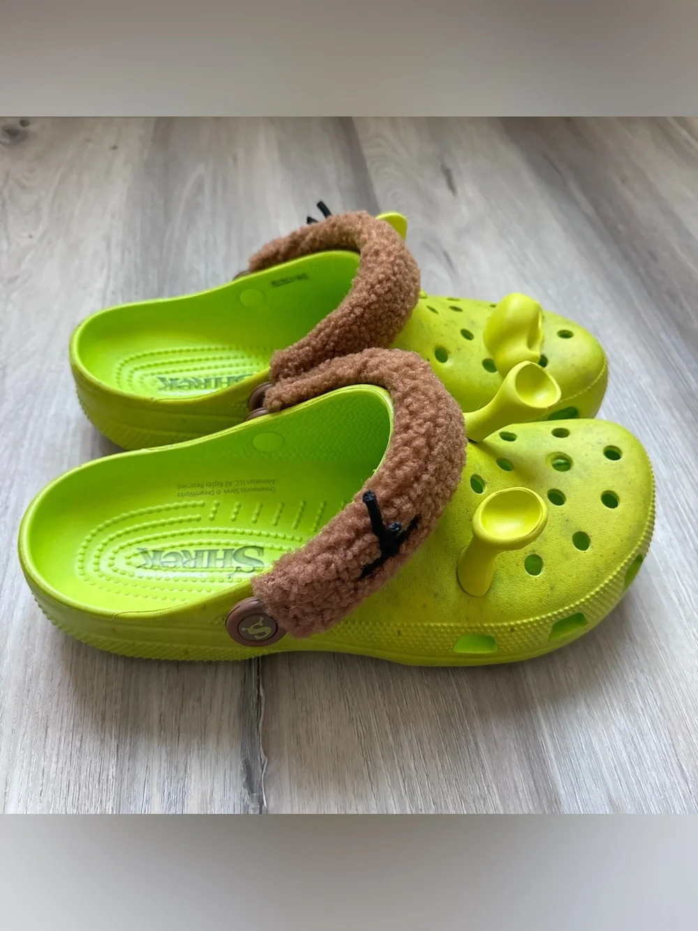Crocs SHREK Classic Clog Lime Punch Men Size 12 209373-3TX DreamWorks 2023